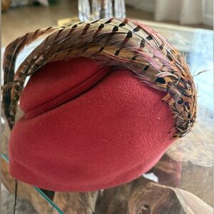 Vintage Elegant Red Feathered Women's Hat